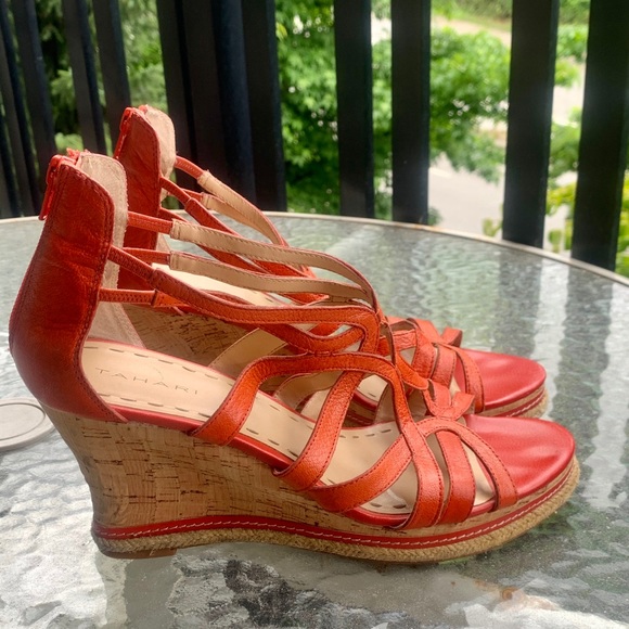 Tahari wedge sandals - Picture 1 of 6